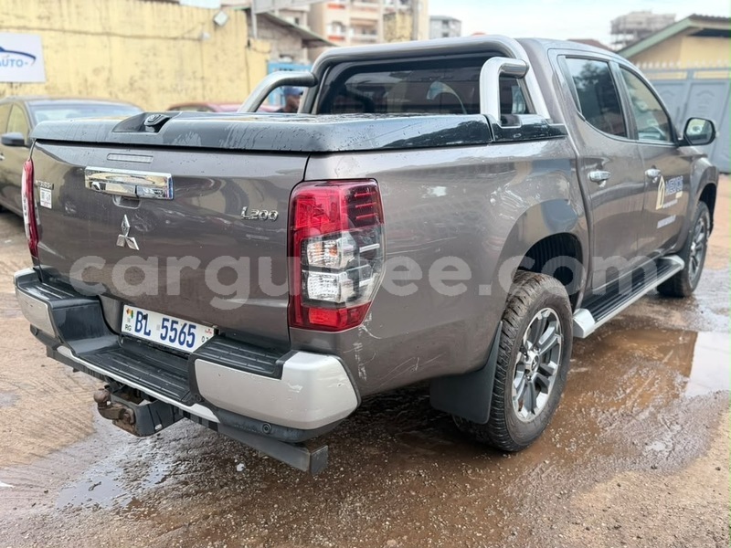 Big with watermark mitsubishi l200 conakry conakry 11189