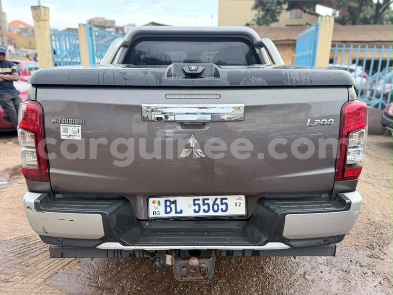 Big with watermark mitsubishi l200 conakry conakry 11189