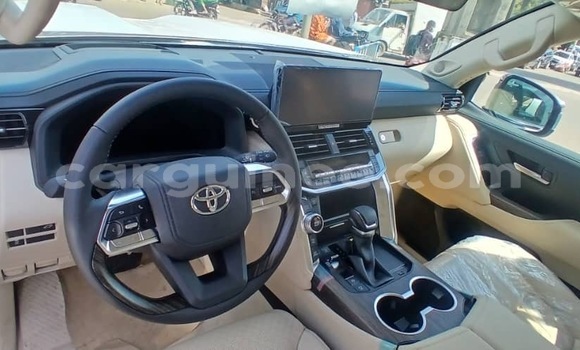 Acheter Neuf Voiture Toyota Land Cruiser Vert à Conakry, Conakry Acheter Neuf Voiture Toyota Land Cruiser Vert à Conakry, Conakry