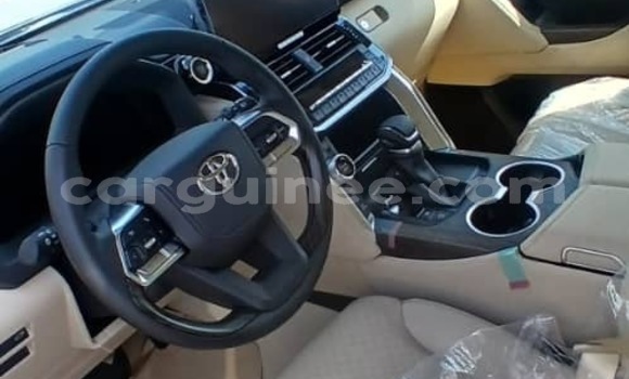 Acheter Neuf Voiture Toyota Land Cruiser Vert à Conakry, Conakry Acheter Neuf Voiture Toyota Land Cruiser Vert à Conakry, Conakry