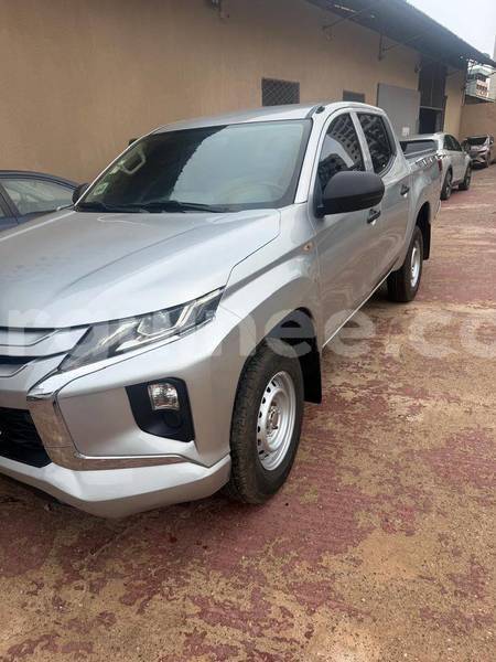 Big with watermark mitsubishi l200 conakry conakry 11202