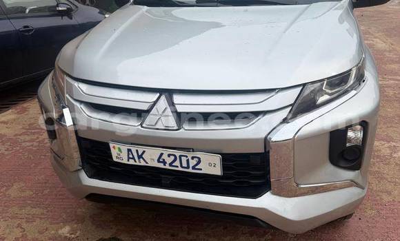 Acheter Occasion Voiture Mitsubishi L200 Autre à Conakry, Conakry Acheter Occasion Voiture Mitsubishi L200 Autre à Conakry, Conakry