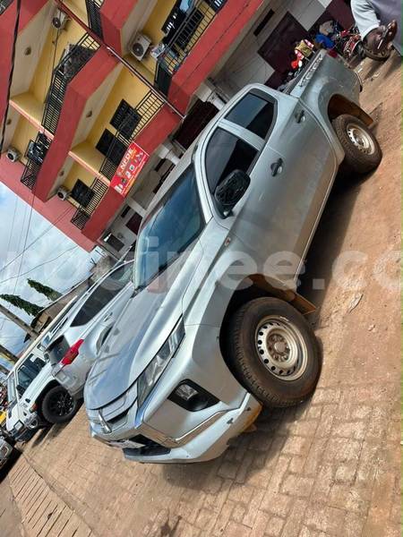 Big with watermark mitsubishi l200 conakry conakry 11202