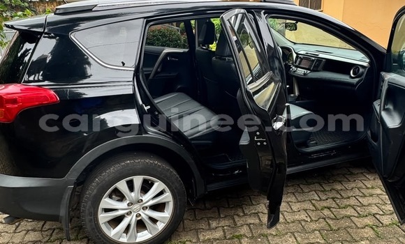Acheter Import Voiture Toyota RAV4 Noir à Conakry, Conakry Acheter Import Voiture Toyota RAV4 Noir à Conakry, Conakry