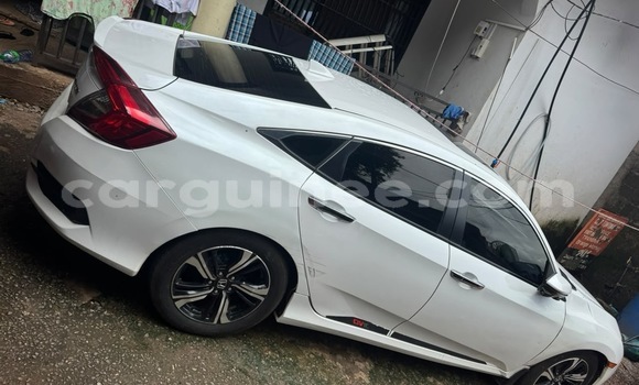 Acheter Occasion Voiture Honda Civic Blanc à Conakry, Conakry Acheter Occasion Voiture Honda Civic Blanc à Conakry, Conakry