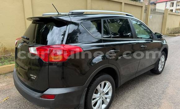 Acheter Import Voiture Toyota RAV4 Noir à Conakry, Conakry Acheter Import Voiture Toyota RAV4 Noir à Conakry, Conakry