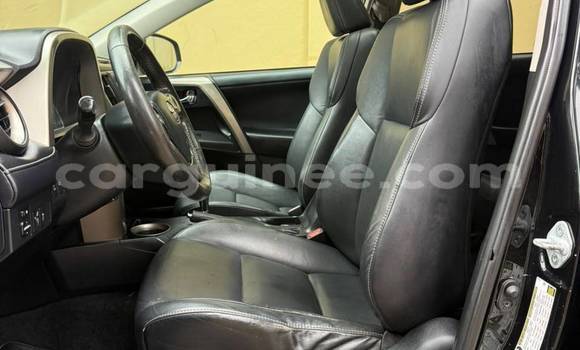 Acheter Import Voiture Toyota RAV4 Noir à Conakry, Conakry Acheter Import Voiture Toyota RAV4 Noir à Conakry, Conakry