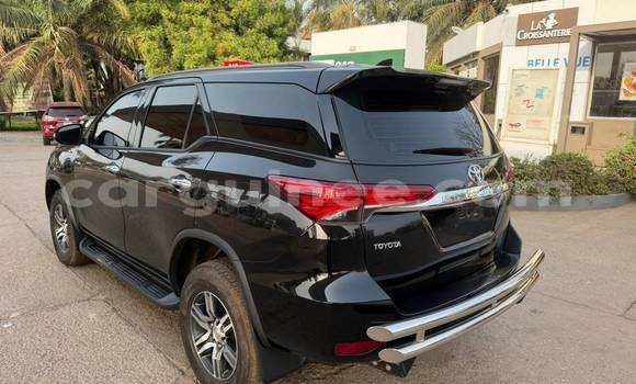 Acheter Neuf Voiture Toyota Fortuner Noir à Conakry, Conakry Acheter Neuf Voiture Toyota Fortuner Noir à Conakry, Conakry