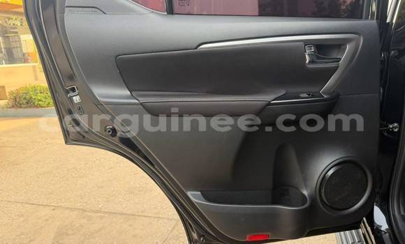 Acheter Neuf Voiture Toyota Fortuner Noir à Conakry, Conakry Acheter Neuf Voiture Toyota Fortuner Noir à Conakry, Conakry