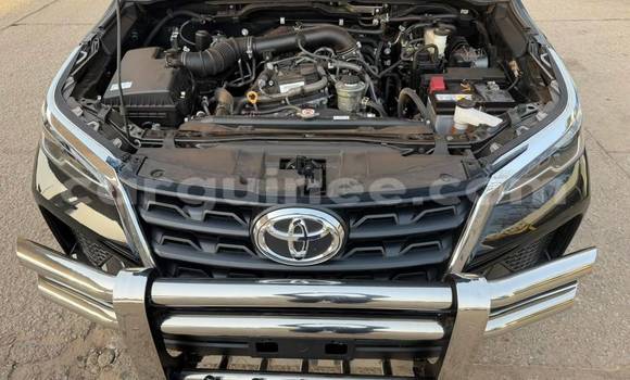 Acheter Neuf Voiture Toyota Fortuner Noir à Conakry, Conakry Acheter Neuf Voiture Toyota Fortuner Noir à Conakry, Conakry
