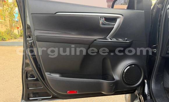 Acheter Neuf Voiture Toyota Fortuner Noir à Conakry, Conakry Acheter Neuf Voiture Toyota Fortuner Noir à Conakry, Conakry