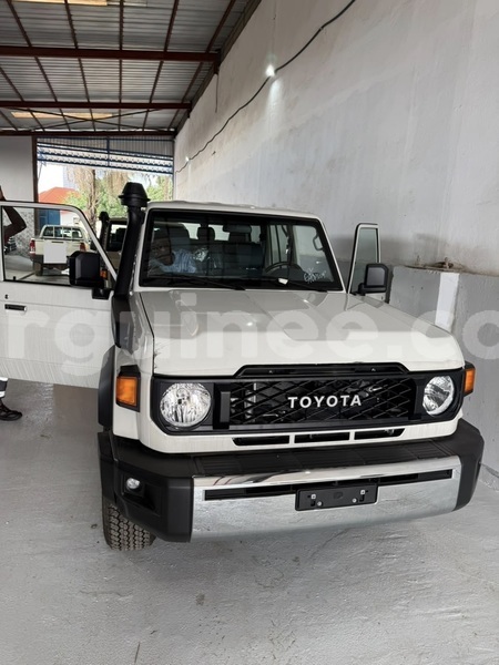 Big with watermark toyota land cruiser conakry conakry 11244