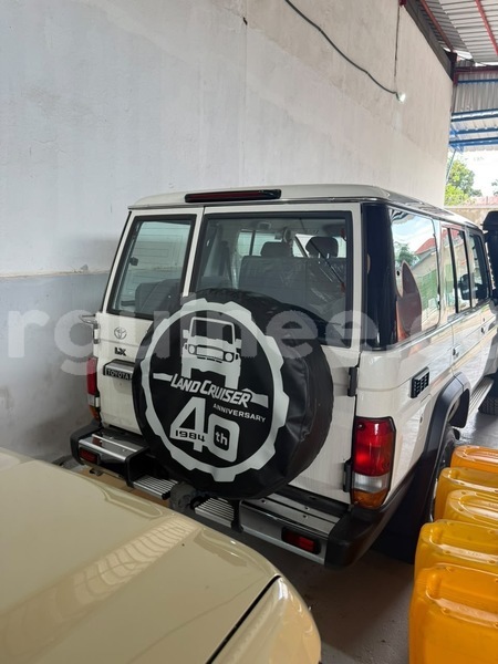 Big with watermark toyota land cruiser conakry conakry 11244