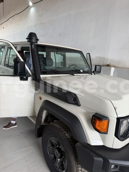 Big with watermark toyota land cruiser conakry conakry 11244