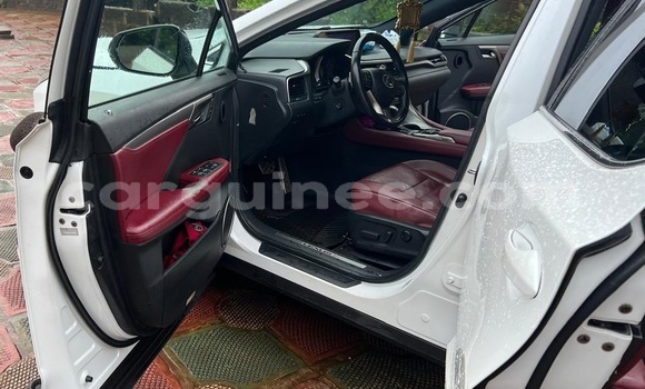 Acheter Occasion Voiture Lexus RX 350 Blanc à Conakry, Conakry Acheter Occasion Voiture Lexus RX 350 Blanc à Conakry, Conakry