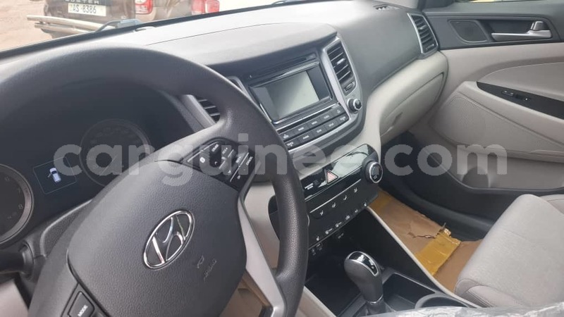Big with watermark hyundai tucson conakry conakry 11255