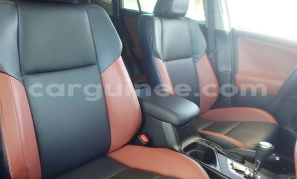 Buy Used Toyota RAV4 Green Car in Conakry in Conakry Buy Used Toyota RAV4 Green Car in Conakry in Conakry