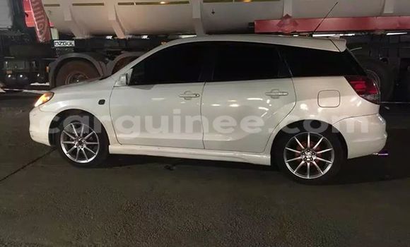 Buy Used Toyota Matrix White Car in Conakry in Conakry Buy Used Toyota Matrix White Car in Conakry in Conakry