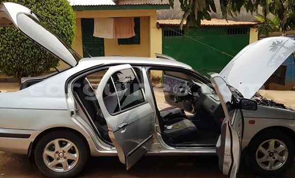 Buy Used Nissan Primera Silver Car in Conakry in Conakry Buy Used Nissan Primera Silver Car in Conakry in Conakry