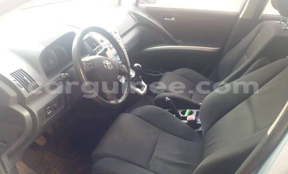 Acheter Occasion Voiture Toyota Verso Bleu à Conakry, Conakry Acheter Occasion Voiture Toyota Verso Bleu à Conakry, Conakry