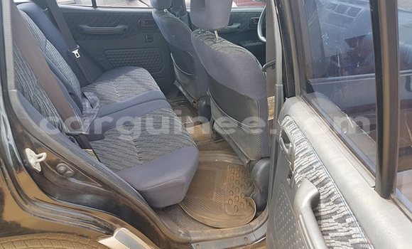 Acheter Occasion Voiture Toyota RAV4 Noir à Conakry, Conakry Acheter Occasion Voiture Toyota RAV4 Noir à Conakry, Conakry