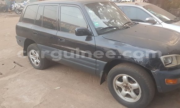 Acheter Occasion Voiture Toyota RAV4 Noir à Conakry, Conakry Acheter Occasion Voiture Toyota RAV4 Noir à Conakry, Conakry