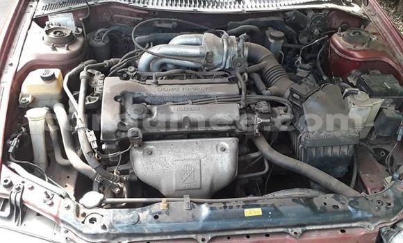 Acheter Occasion Voiture Mazda 323 Rouge à Conakry, Conakry Acheter Occasion Voiture Mazda 323 Rouge à Conakry, Conakry