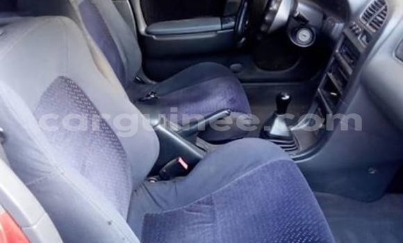 Acheter Occasion Voiture Mazda 323 Rouge à Conakry, Conakry Acheter Occasion Voiture Mazda 323 Rouge à Conakry, Conakry