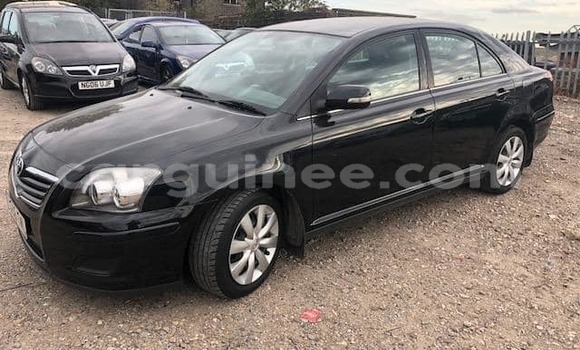 Acheter Occasion Voiture Toyota Avensis Noir à Conakry, Conakry Acheter Occasion Voiture Toyota Avensis Noir à Conakry, Conakry