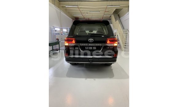 Buy Import Toyota Land Cruiser Black Car in Import - Dubai in Conakry Buy Import Toyota Land Cruiser Black Car in Import - Dubai in Conakry