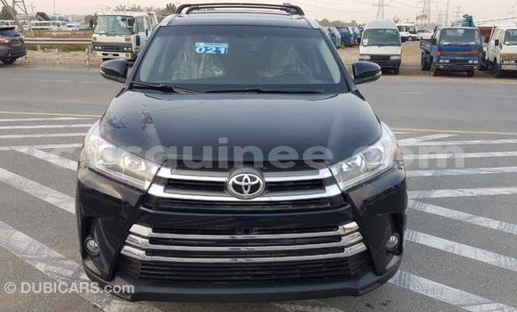 Acheter Import Voiture Toyota Highlander Noir à Import - Dubai, Conakry Acheter Import Voiture Toyota Highlander Noir à Import - Dubai, Conakry
