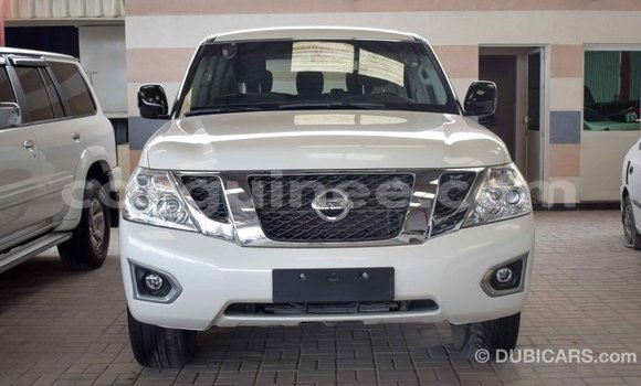 Acheter Import Voiture Nissan Patrol Blanc à Import - Dubai, Conakry Acheter Import Voiture Nissan Patrol Blanc à Import - Dubai, Conakry