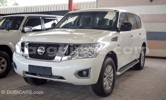 Acheter Import Voiture Nissan Patrol Blanc à Import - Dubai, Conakry Acheter Import Voiture Nissan Patrol Blanc à Import - Dubai, Conakry