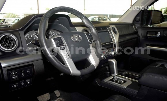 Acheter Import Voiture Toyota Tundra Noir à Import - Dubai, Conakry Acheter Import Voiture Toyota Tundra Noir à Import - Dubai, Conakry