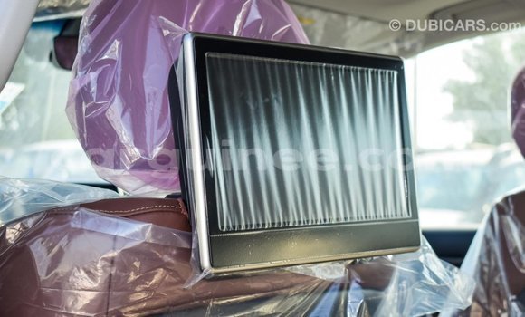 Buy Import Toyota Land Cruiser White Car in Import - Dubai in Conakry Buy Import Toyota Land Cruiser White Car in Import - Dubai in Conakry