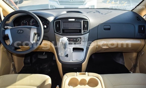 Buy Import Hyundai Accent White Car in Import - Dubai in Conakry Buy Import Hyundai Accent White Car in Import - Dubai in Conakry