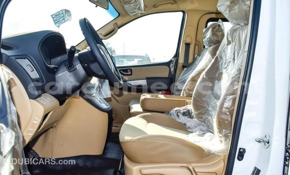 Buy Import Hyundai Accent White Car in Import - Dubai in Conakry Buy Import Hyundai Accent White Car in Import - Dubai in Conakry