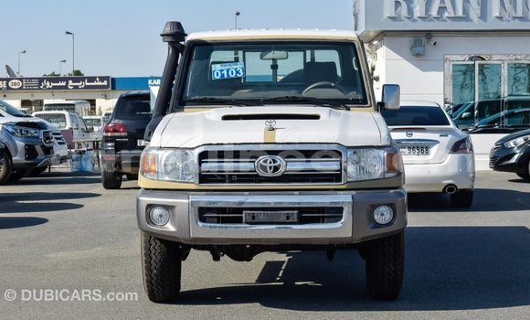 Buy Import Toyota Land Cruiser Beige Car in Import - Dubai in Conakry Buy Import Toyota Land Cruiser Beige Car in Import - Dubai in Conakry