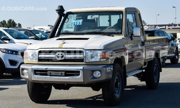 Buy Import Toyota Land Cruiser Beige Car in Import - Dubai in Conakry Buy Import Toyota Land Cruiser Beige Car in Import - Dubai in Conakry