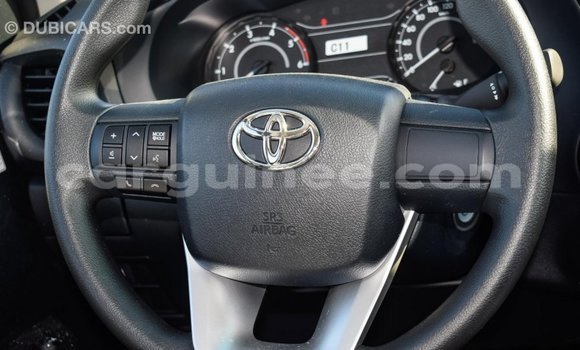 Buy Import Toyota Hilux White Car in Import - Dubai in Conakry Buy Import Toyota Hilux White Car in Import - Dubai in Conakry