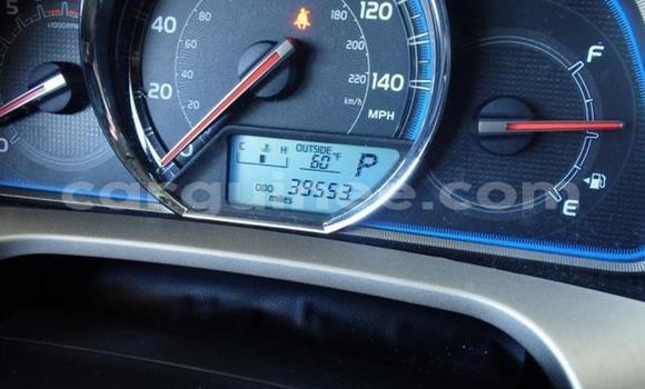 Buy Used Toyota RAV4 Green Car in Conakry in Conakry Buy Used Toyota RAV4 Green Car in Conakry in Conakry