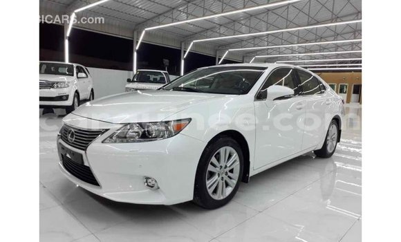 Buy Import Lexus ES White Car in Import - Dubai in Conakry Buy Import Lexus ES White Car in Import - Dubai in Conakry