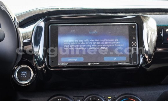 Acheter Import Voiture Toyota Hilux Autre à Import - Dubai, Conakry Acheter Import Voiture Toyota Hilux Autre à Import - Dubai, Conakry