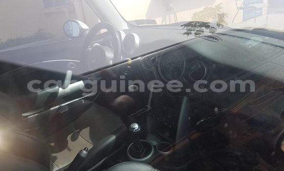 Buy Used MINI Cooper Green Car in Conakry in Conakry Buy Used MINI Cooper Green Car in Conakry in Conakry