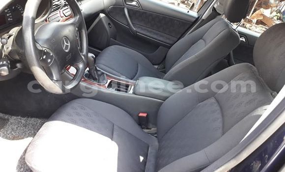 Buy Used Mercedes-Benz C–Class Blue Car in Conakry in Conakry Buy Used Mercedes-Benz C–Class Blue Car in Conakry in Conakry