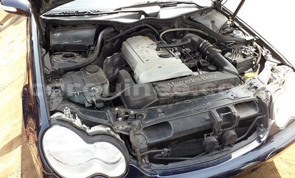 Buy Used Mercedes-Benz C–Class Blue Car in Conakry in Conakry Buy Used Mercedes-Benz C–Class Blue Car in Conakry in Conakry