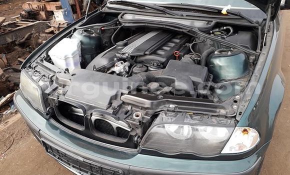 Buy Used BMW 3–Series Green Car in Conakry in Conakry Buy Used BMW 3–Series Green Car in Conakry in Conakry
