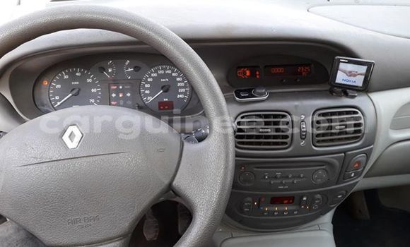 Buy Used Renault Scenic Red Car in Conakry in Conakry Buy Used Renault Scenic Red Car in Conakry in Conakry