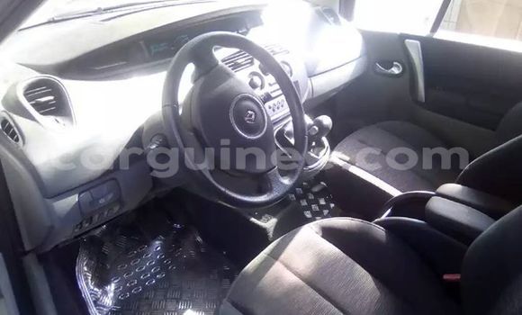 Buy Used Renault Scenic Silver Car in Conakry in Conakry Buy Used Renault Scenic Silver Car in Conakry in Conakry