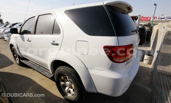 Buy Import Toyota Fortuner White Car in Import - Dubai in Conakry Buy Import Toyota Fortuner White Car in Import - Dubai in Conakry